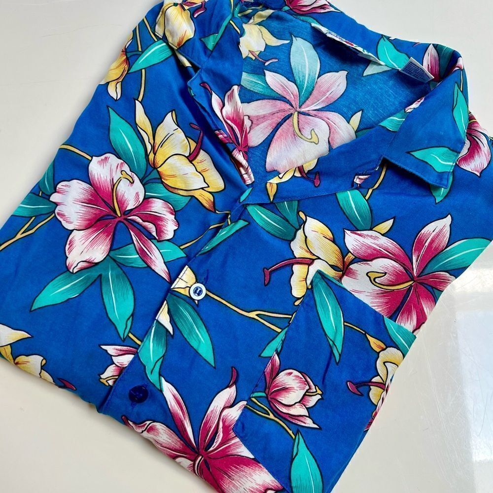 Vivid Vintage 90s Blue Tropical Hawaiian Tiki Cruise Vacation Button Down Shirt